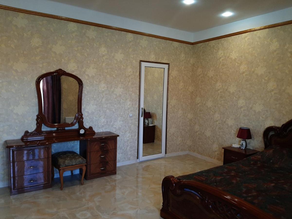 Аппартаменты С Балконом Apartamento Odesa Exterior foto