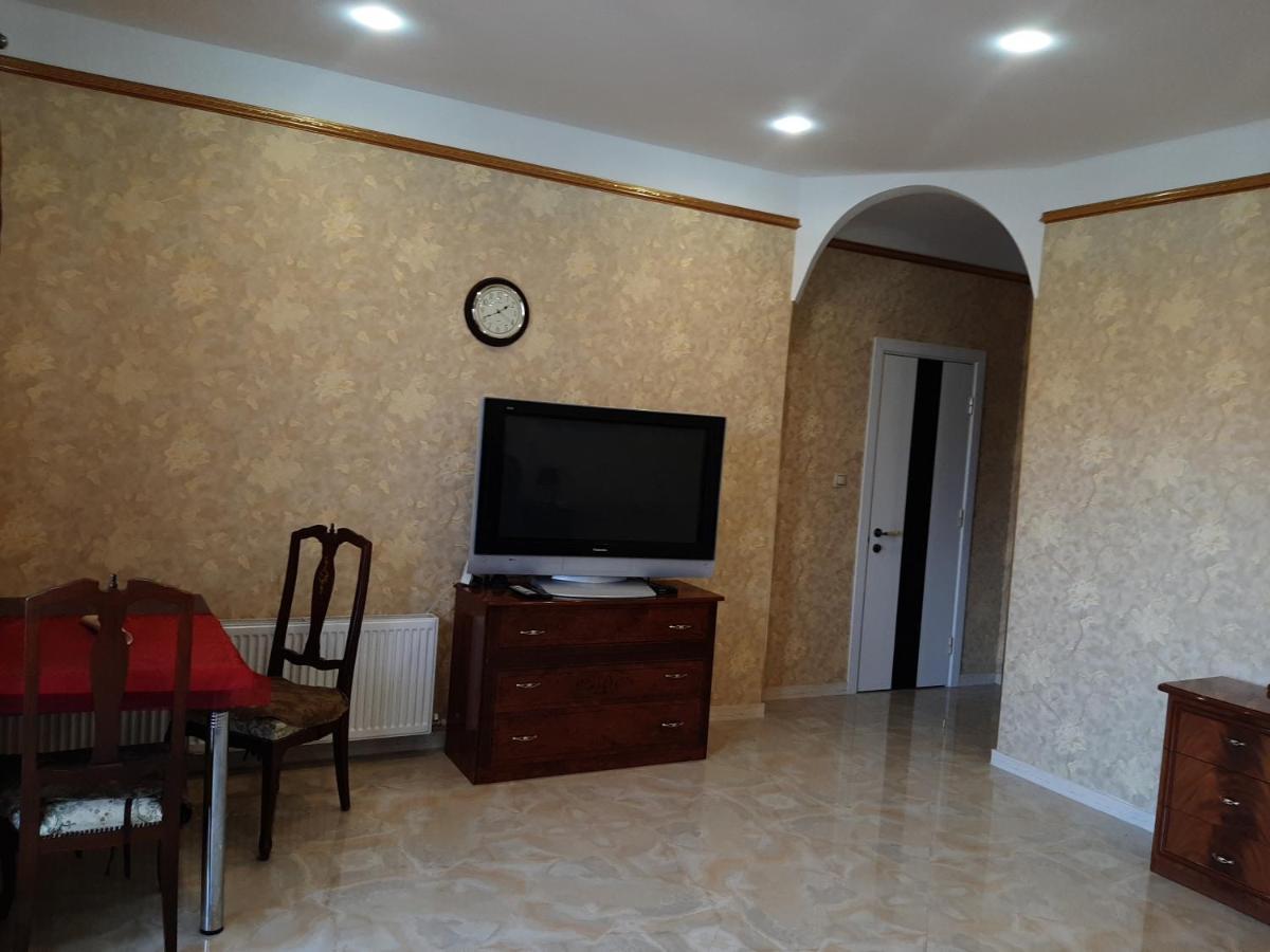 Аппартаменты С Балконом Apartamento Odesa Exterior foto