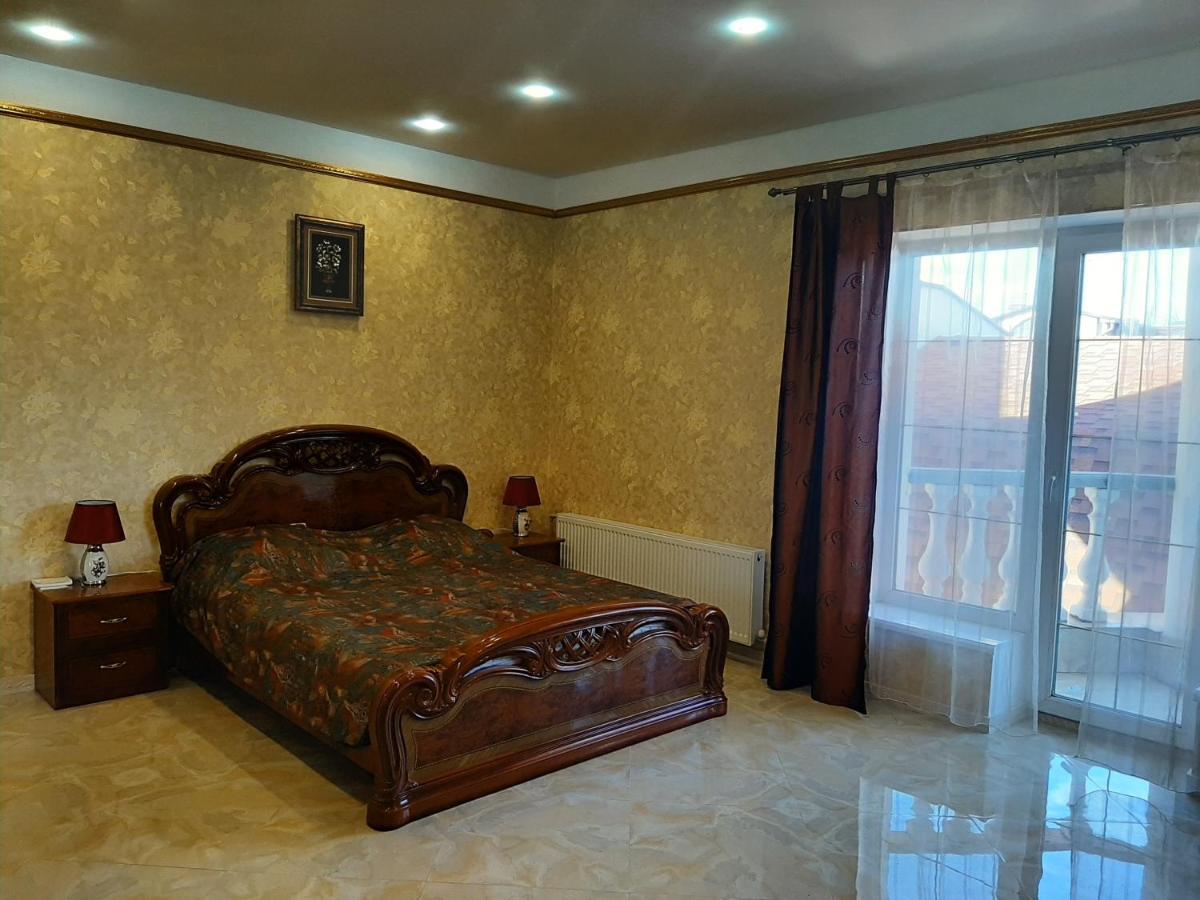 Аппартаменты С Балконом Apartamento Odesa Exterior foto